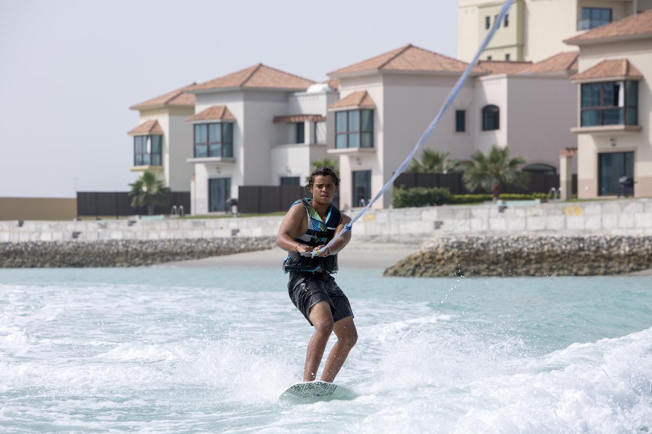 The Grove Resort Bahrain Al Manamah Esterno foto